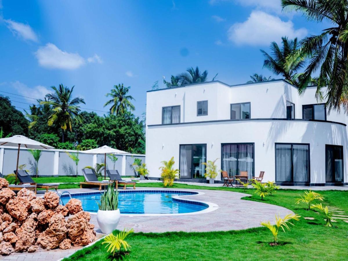 homeland bro Dar es Salaam Eksteriør billede